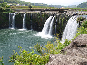 300px-Bungo_ohno_harajirinotaki_02