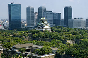 300px-Osaka_Castle_03bs3200